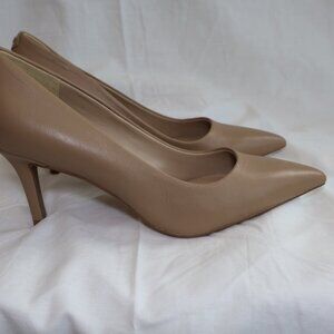 Sam Edelmon Vienna Pointed Toe Heel (Size 5) Soft Beige Leather
